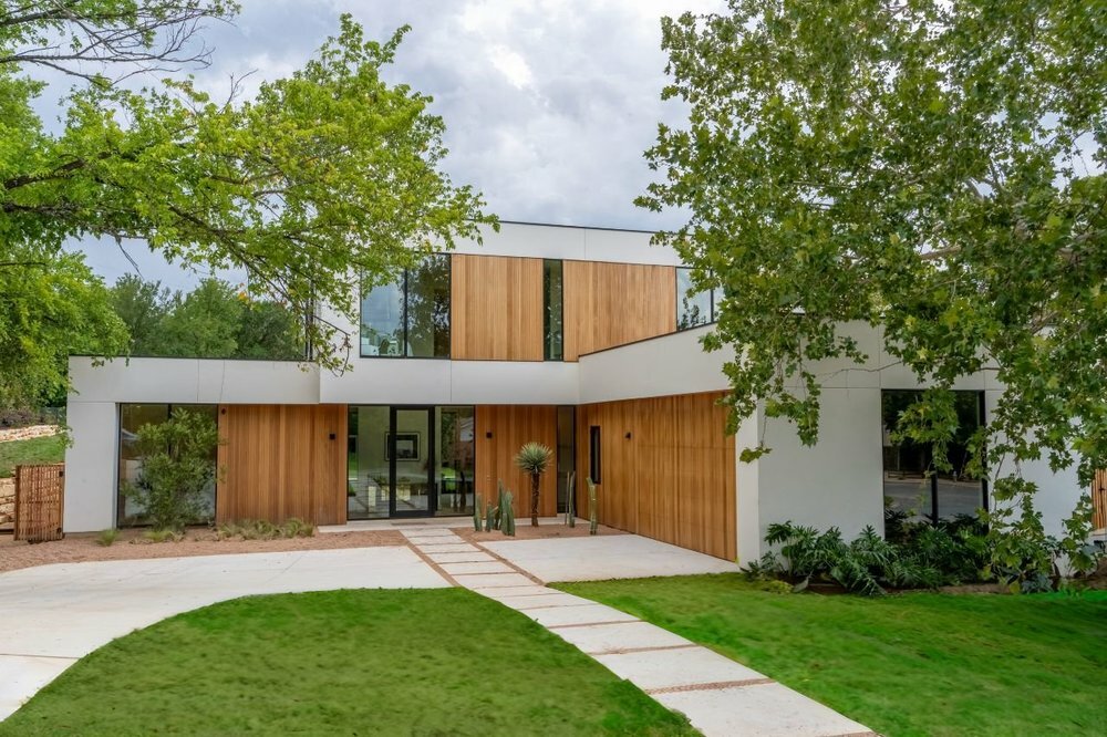 Property Photo: 2409 Wilke Drive TX 78704