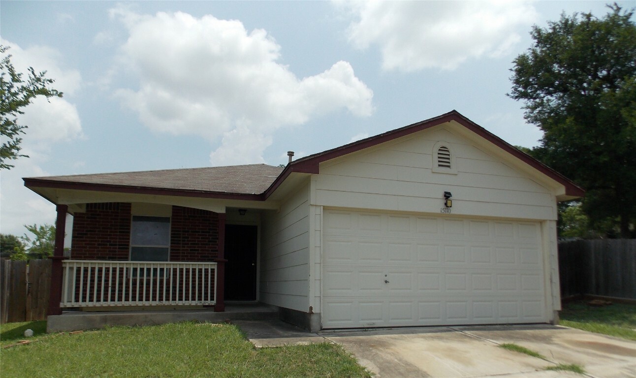 Property Photo: 15110 Chamberlain Court TX 78724