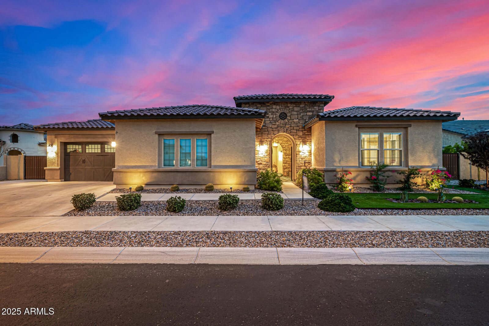 Property Photo: 23252 N 76th Lane AZ 85383