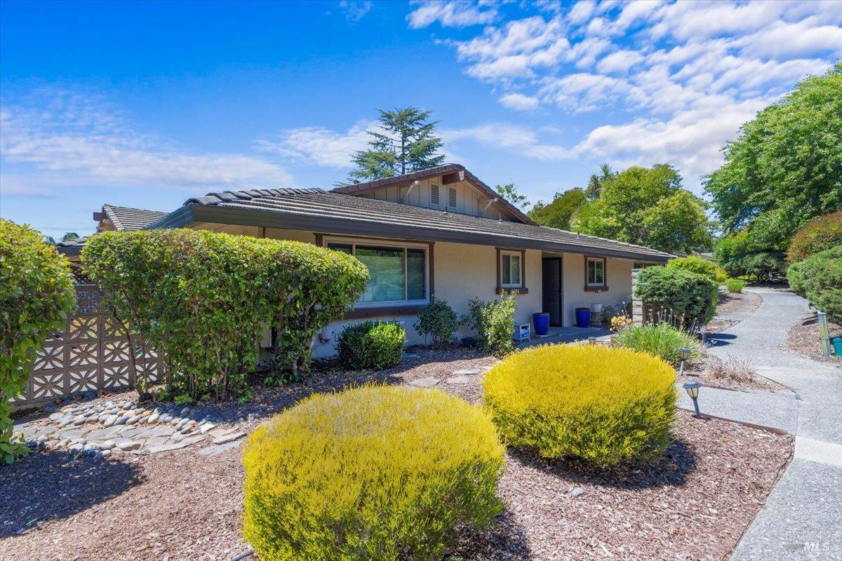 442 Las Casitas Court A  Santa Rosa CA 95404 photo