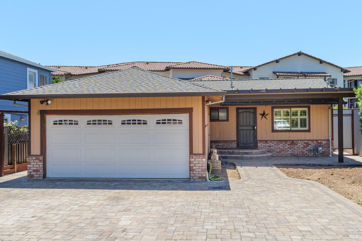 Property Photo: 126 E Thomson Avenue CA 95476