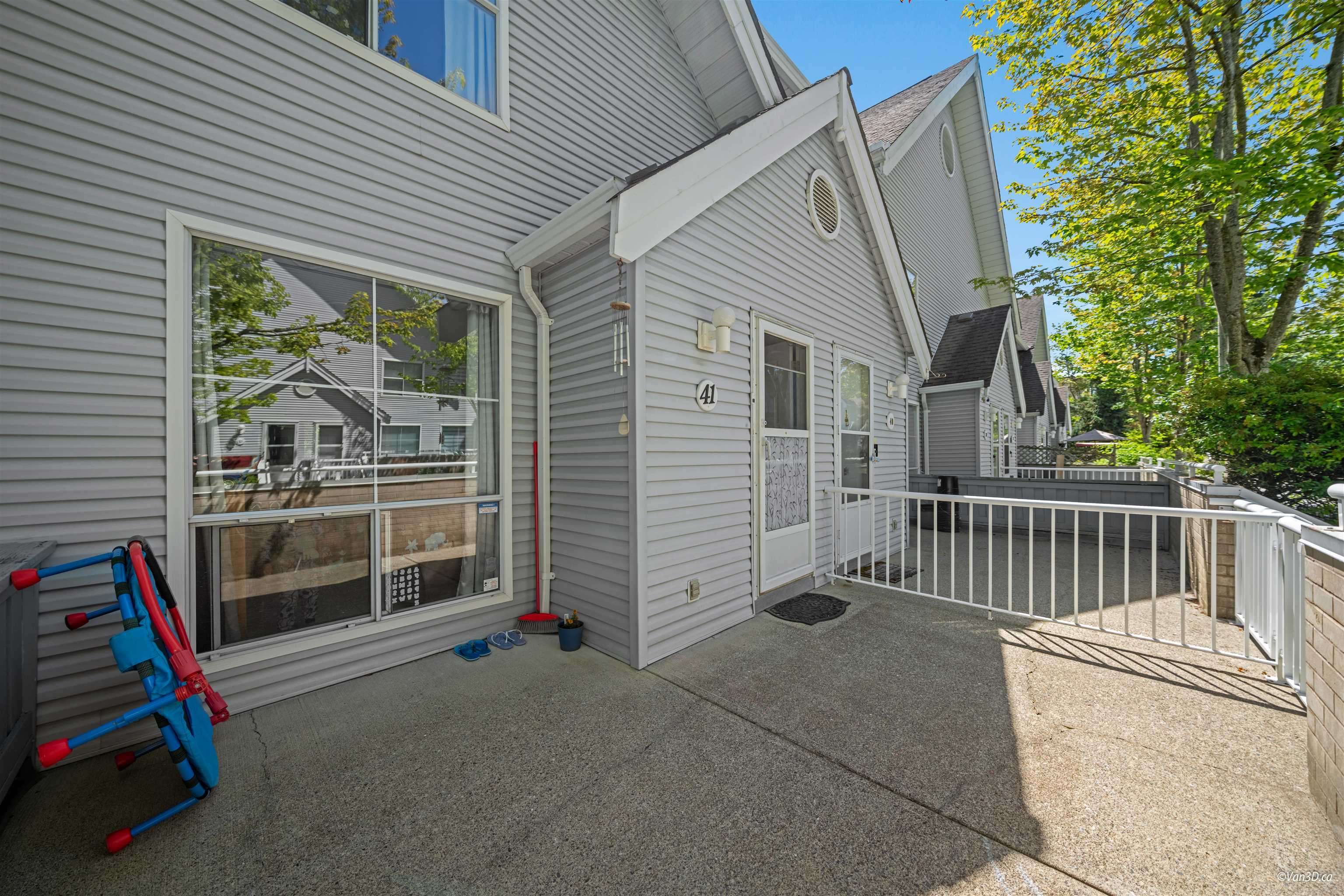 Property Photo: 13706 74 Avenue 41 BC V3W 1K3