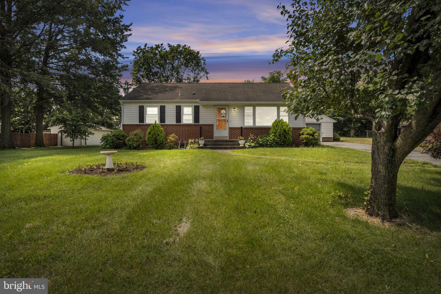 2029 W Trindle Road  Carlisle PA 17013 photo