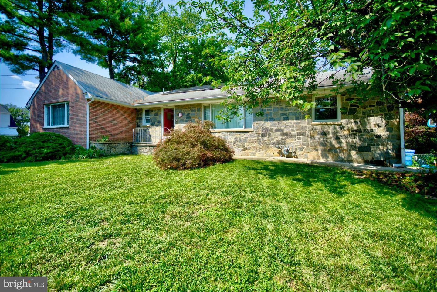 Property Photo: 10 E Miami Avenue NJ 08034
