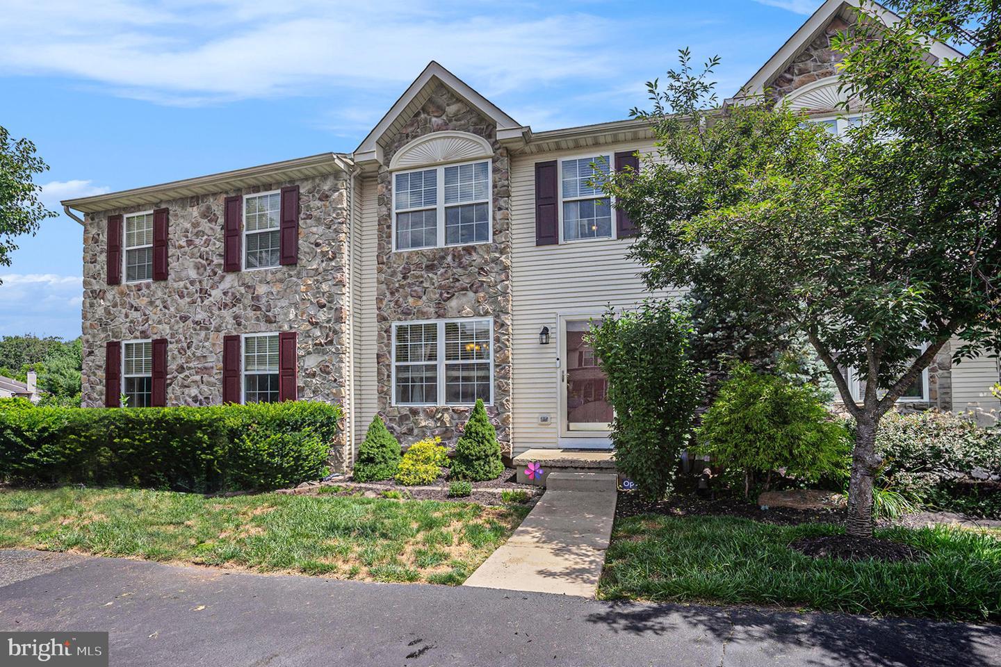 Property Photo: 972 Dogwood Lane PA 19426