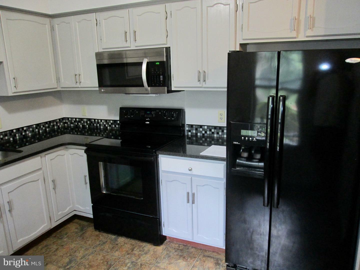 Property Photo: 165 Valley Greene PA 19610