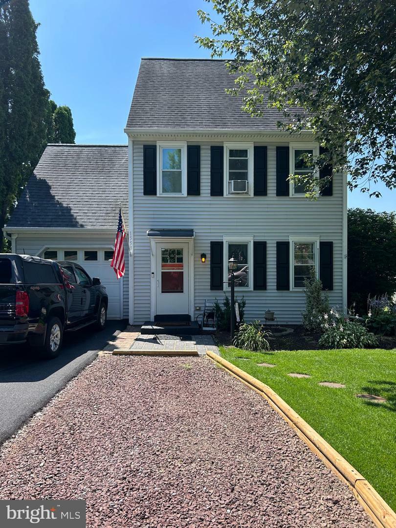 1558 Millport Road  Lancaster PA 17602 photo