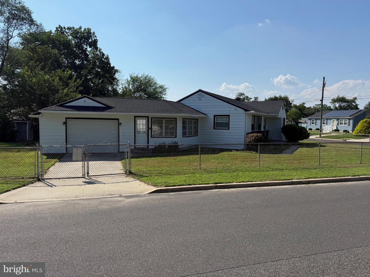 Property Photo: 600 6th Avenue NJ 08021