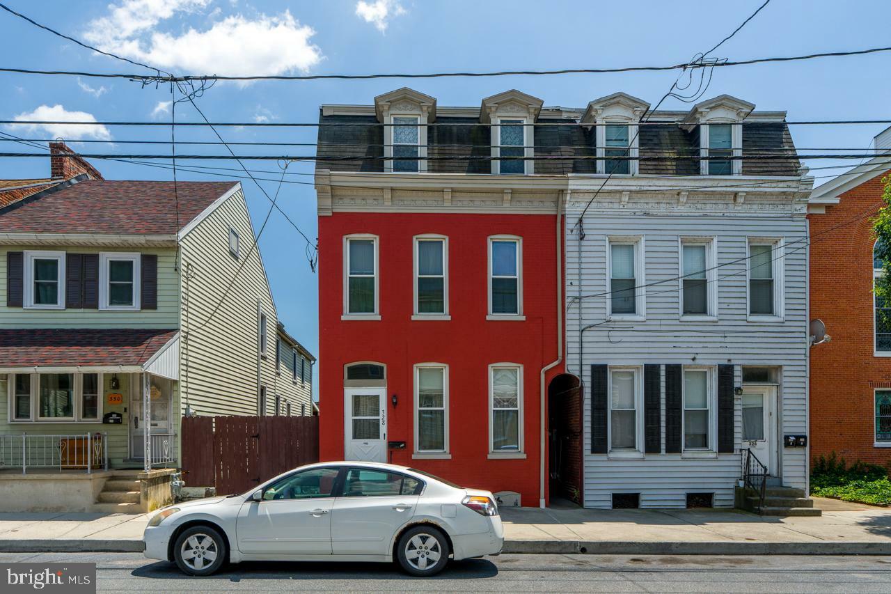 328 Walnut Street  Columbia PA 17512 photo