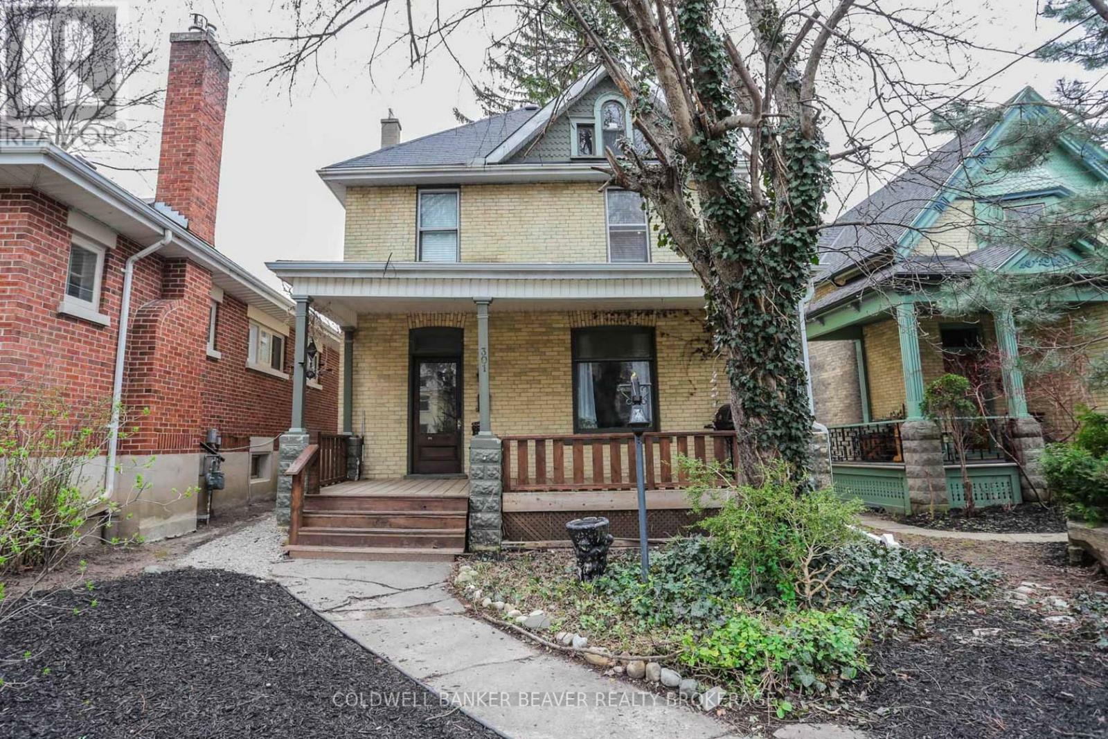 Photo de la propriété: 301 Ridout Street South Lower ON N6C 3Y9