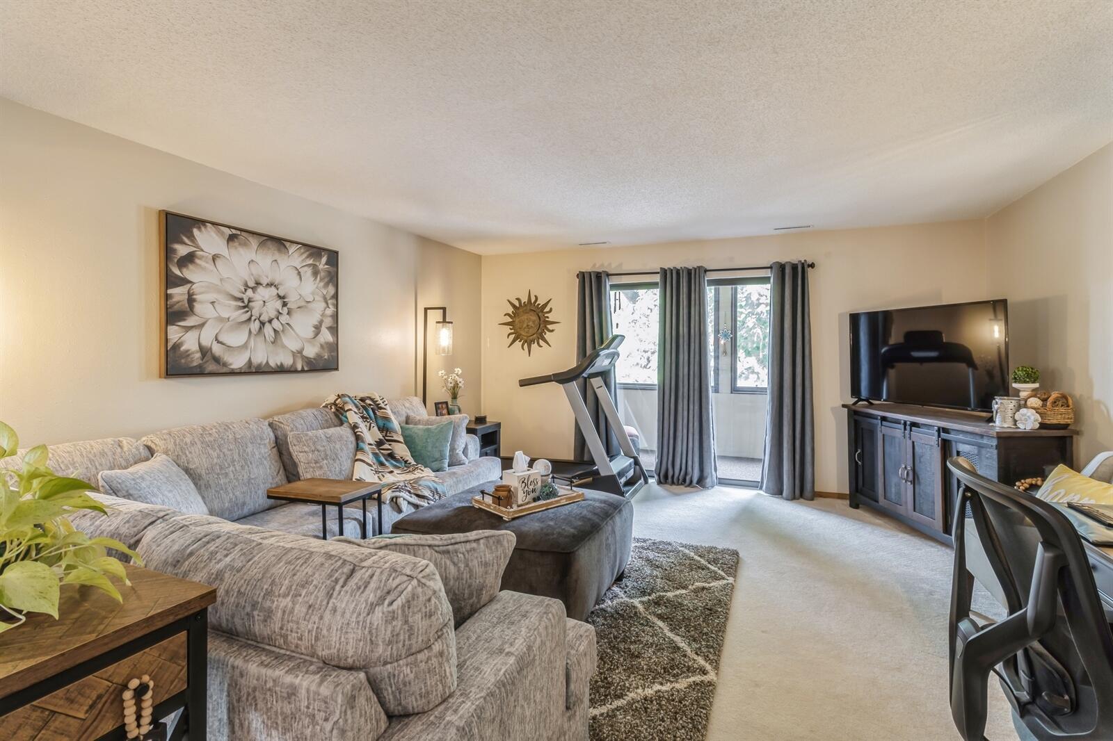 Property Photo: 709 Broad St #26 IA 50248