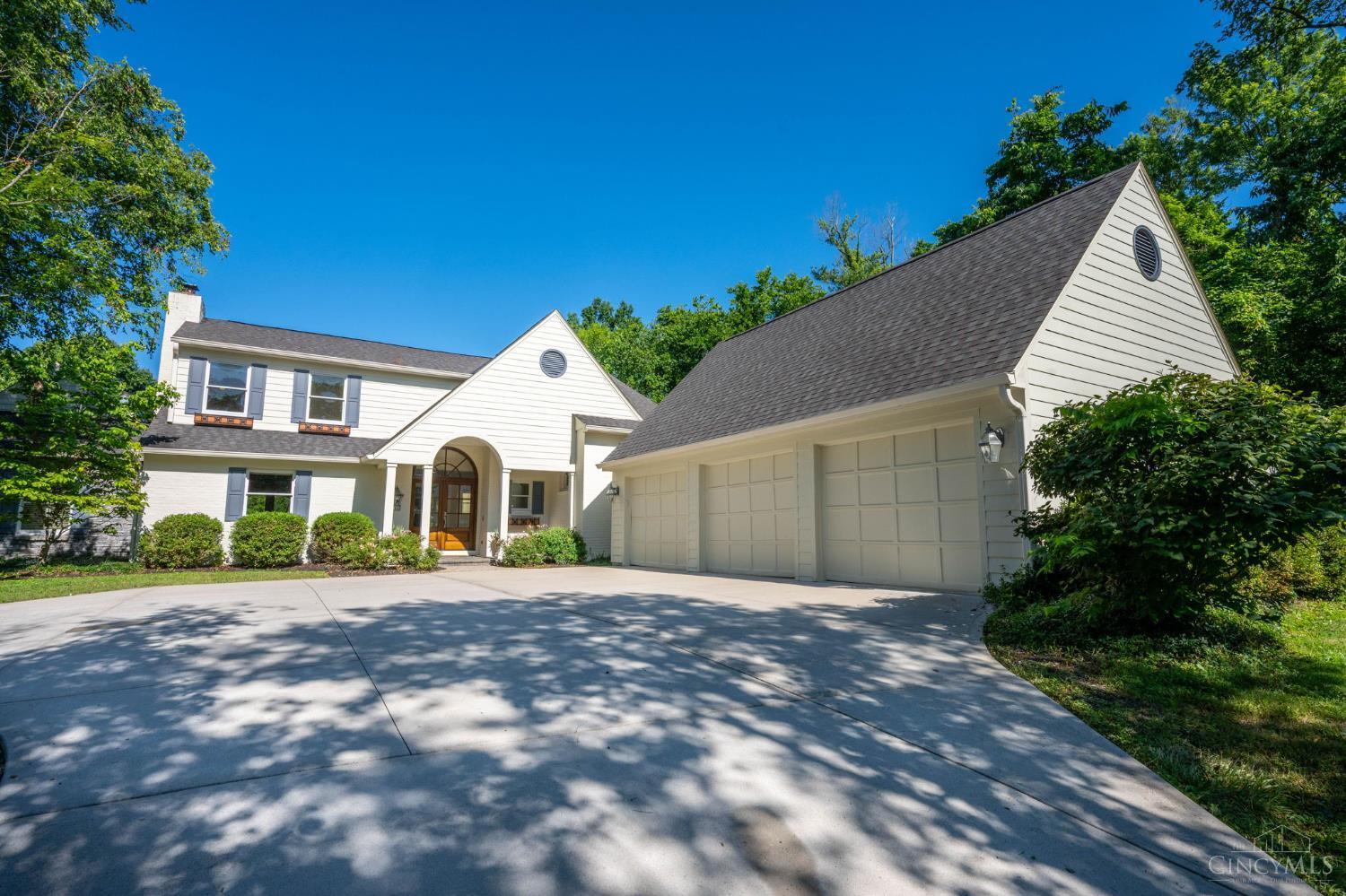 Property Photo:  8740 Old Indian Hill Road  OH 45243 
