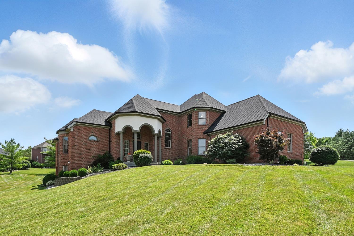 Property Photo: 7066 Hearthside Court OH 45011