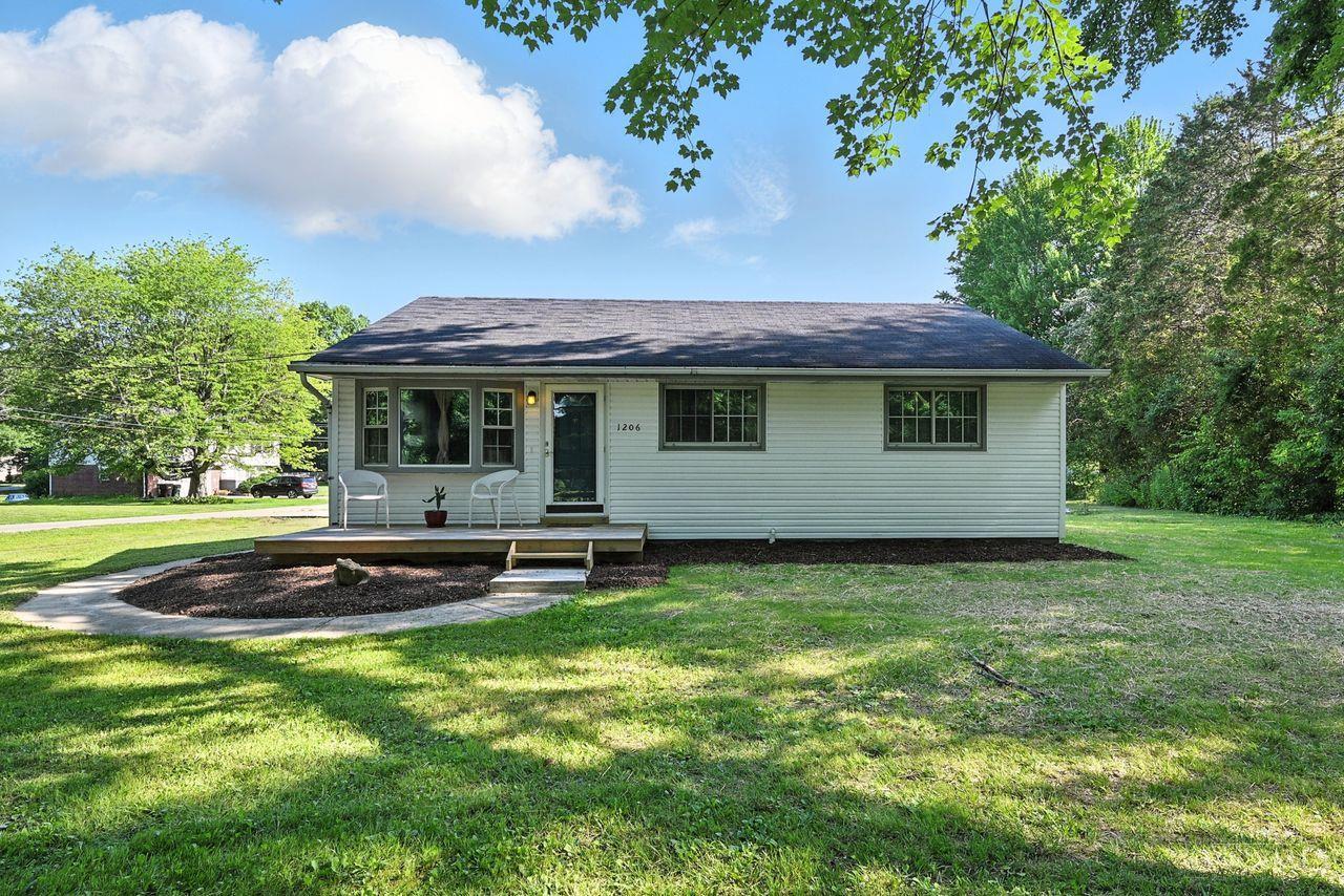 Property Photo: 1206 White Oak Road OH 45102