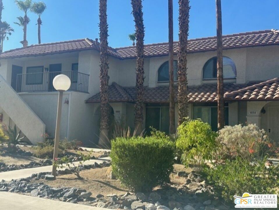 Property Photo:  1852 N Mira Loma Way  CA 92262 
