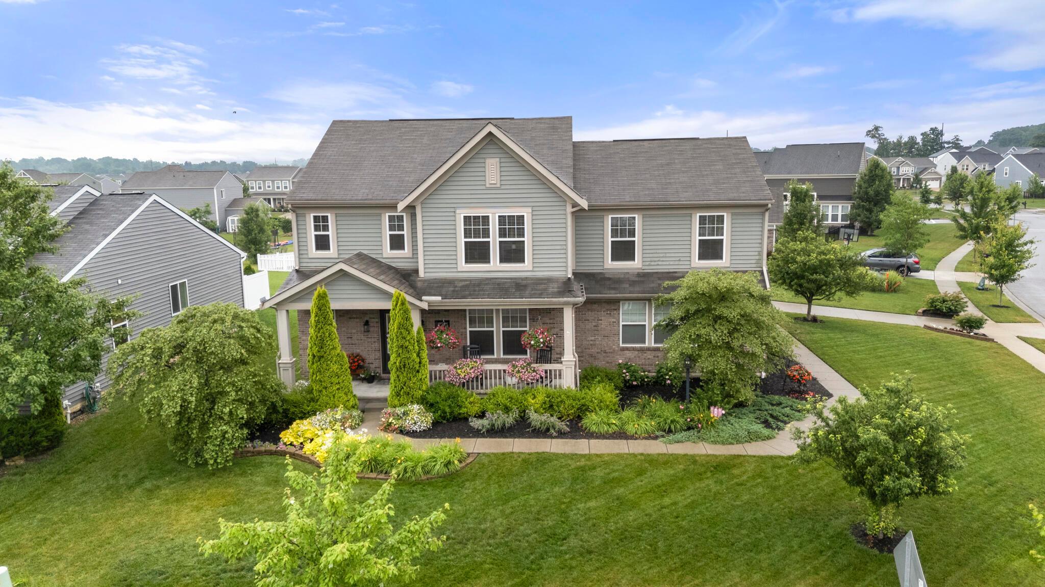 Property Photo: 1488 Adena Point Drive OH 43040