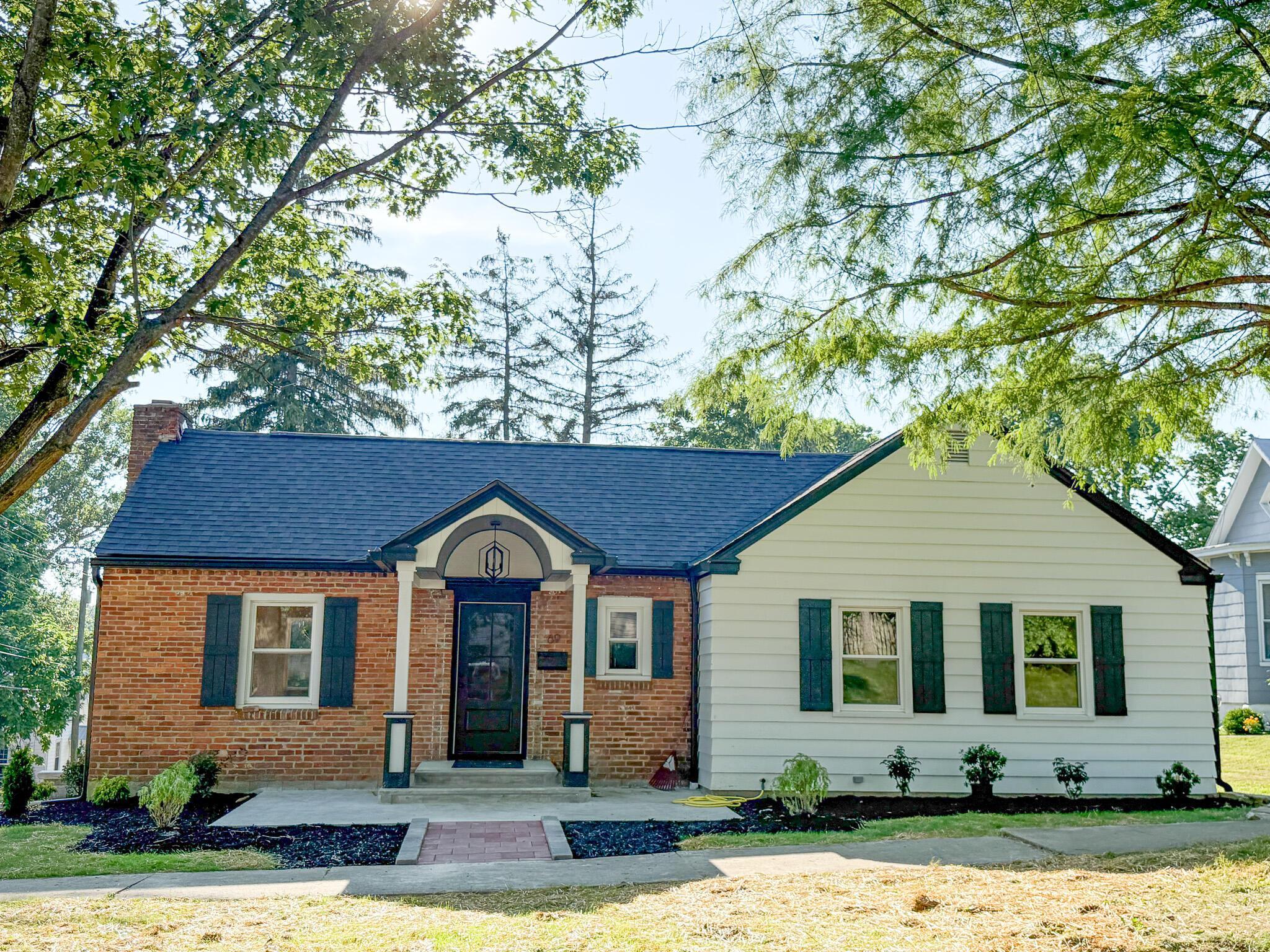 Property Photo:  69 N Cherry Street  OH 43338 