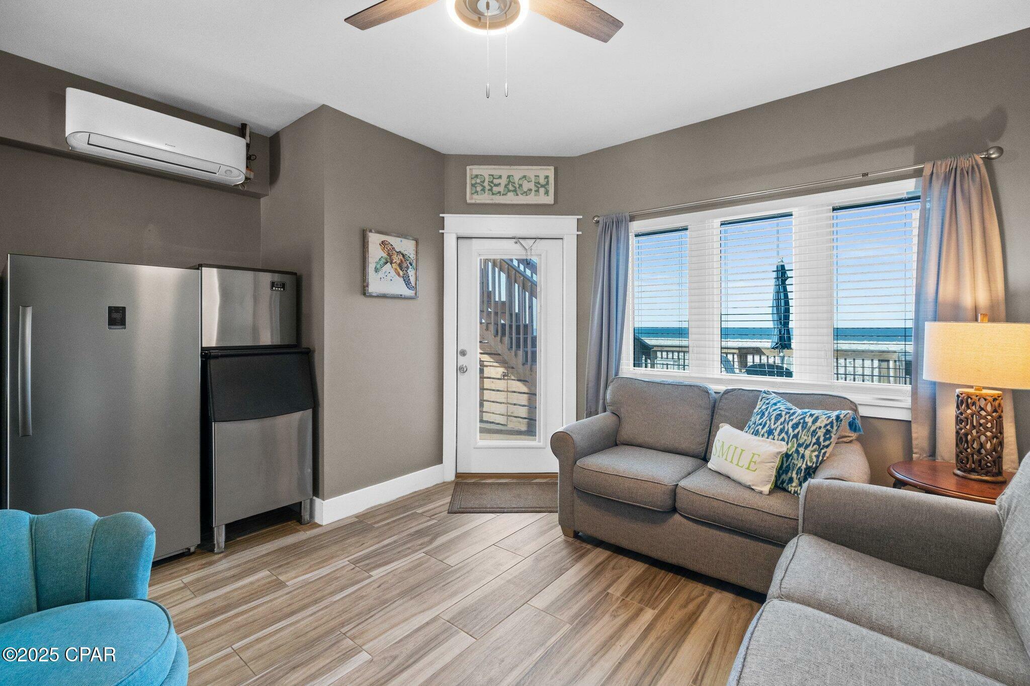Property Photo: 1303 Highway 98 FL 32456