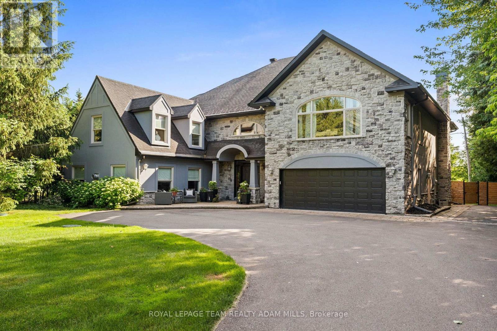 Property Photo: 2330 Summerside Drive ON K4M 1B4