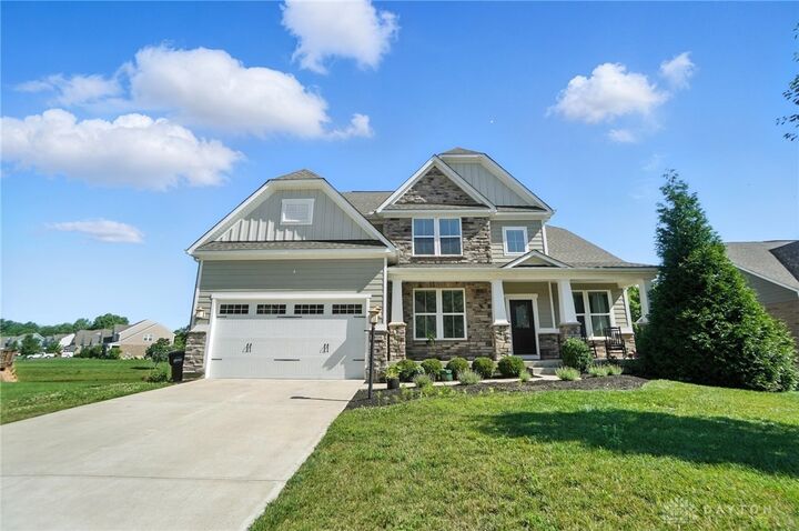 Property Photo: 2606 Saint Anne Way OH 45458
