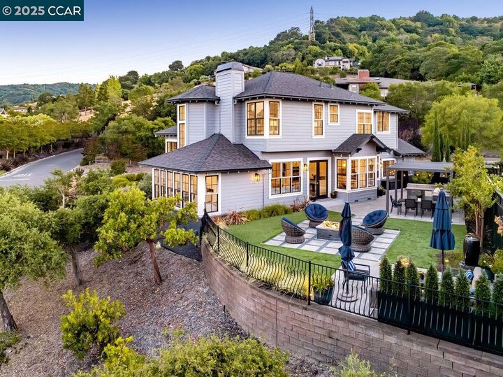 Property Photo: 97 Oak Rd CA 94563