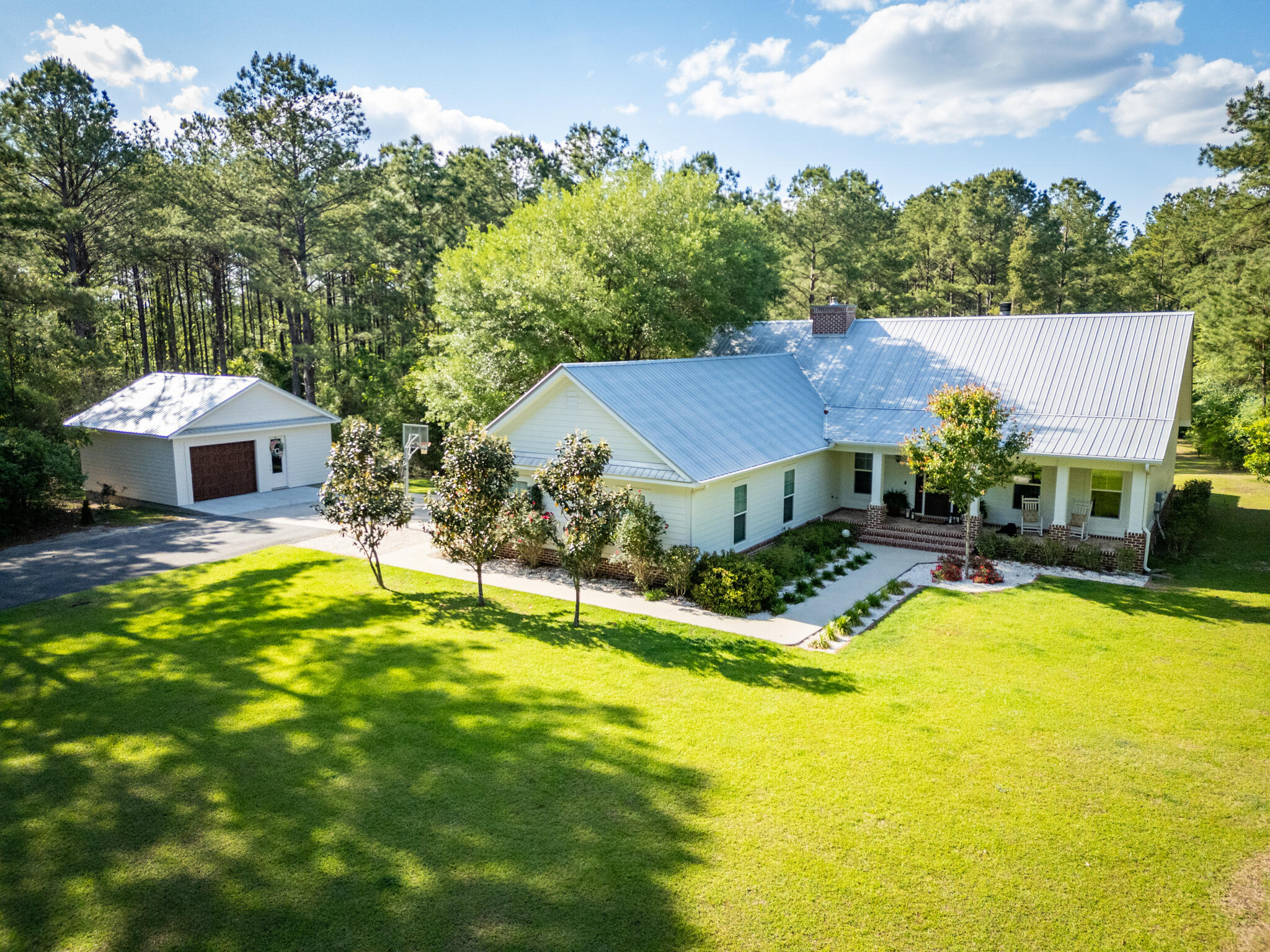 Property Photo: 4351 Poverty Creek Road FL 32539