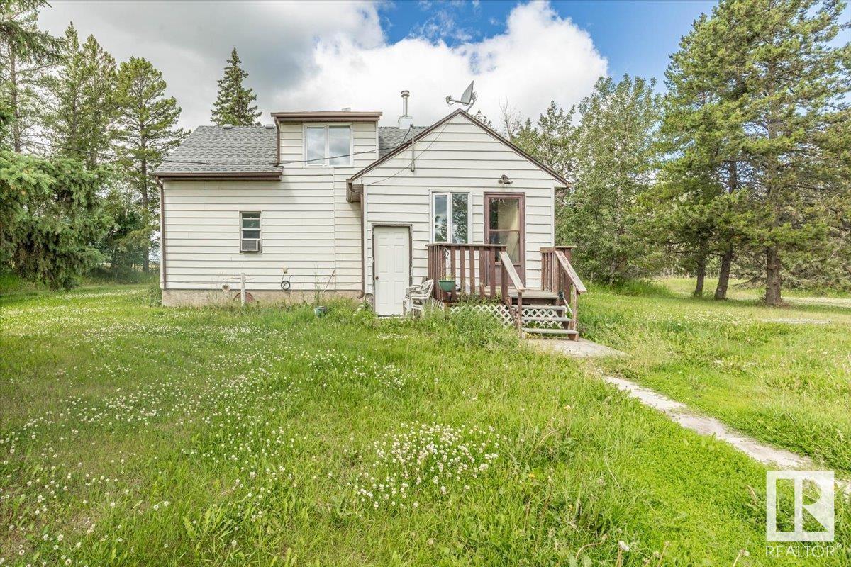Property Photo: 48539 Rge Road 275 AB T0C 0V0