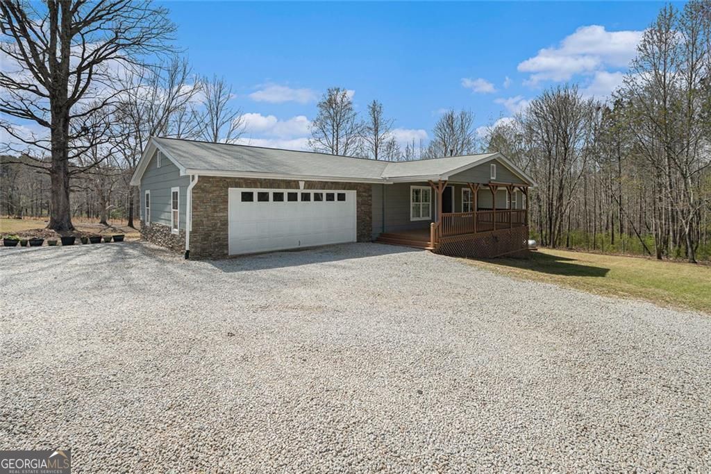 Property Photo:  1875 Ebenezer Road SW  GA 30094 