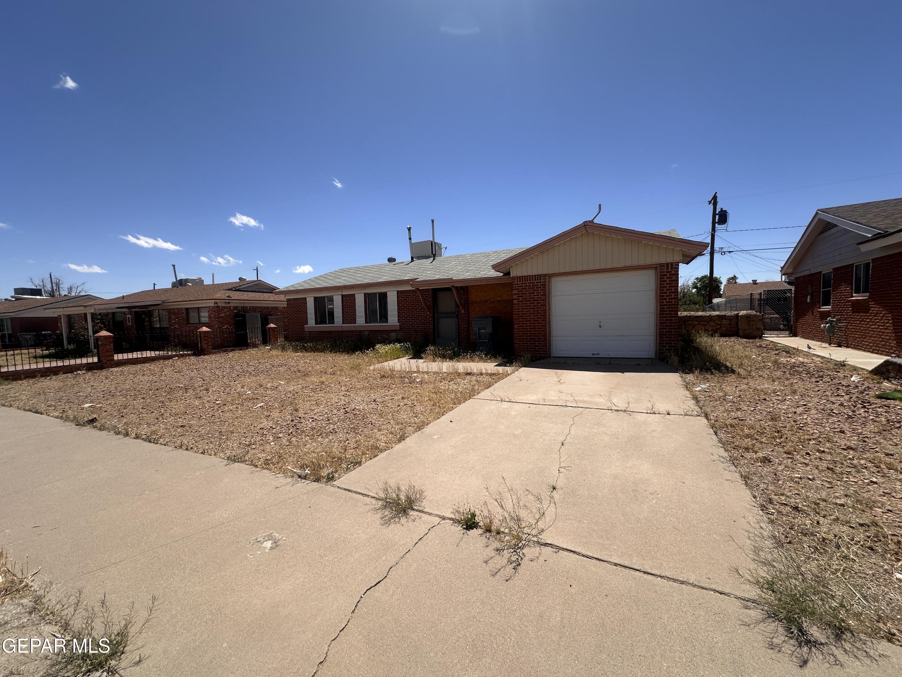 Property Photo: 5128 Debeers Drive TX 79924