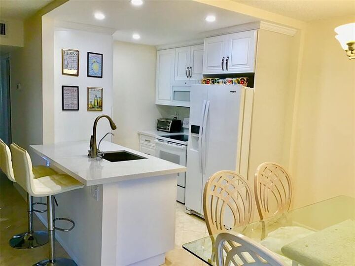 Property Photo: 3026 Exeter B 3026 FL 33434