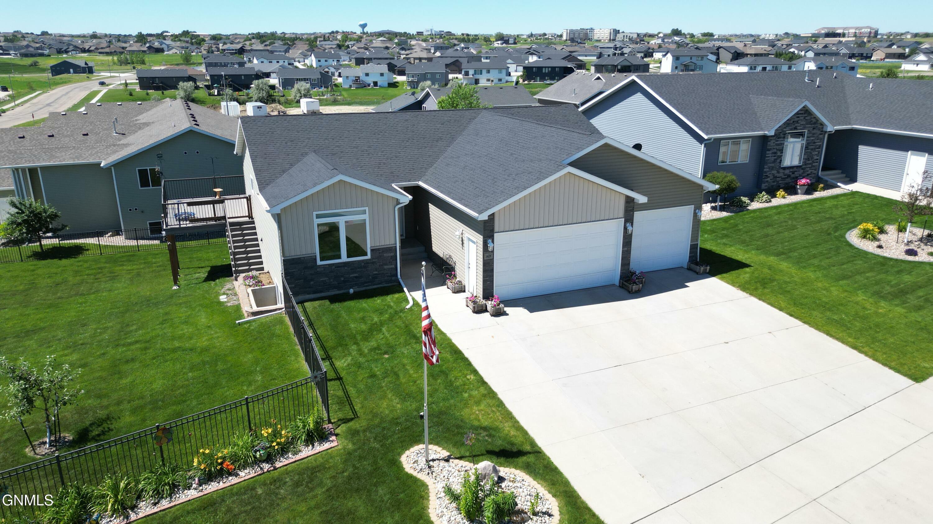 Property Photo: 5424 Superior Drive ND 58503