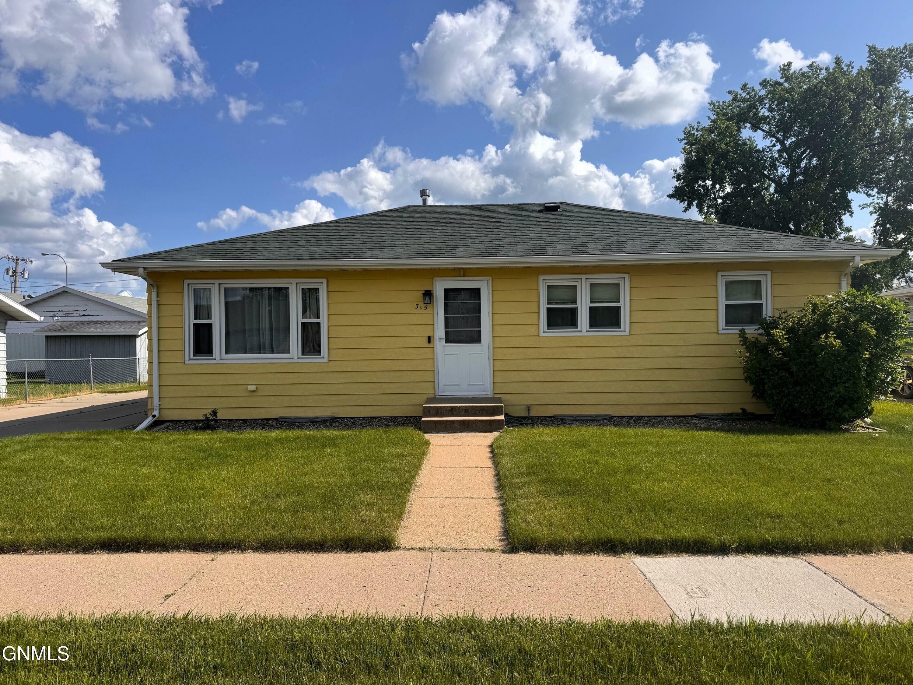Property Photo: 315 Ingals Avenue ND 58504