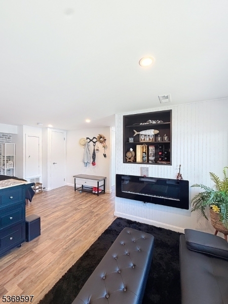 Property Photo: 504 W Shore Trl NJ 07871