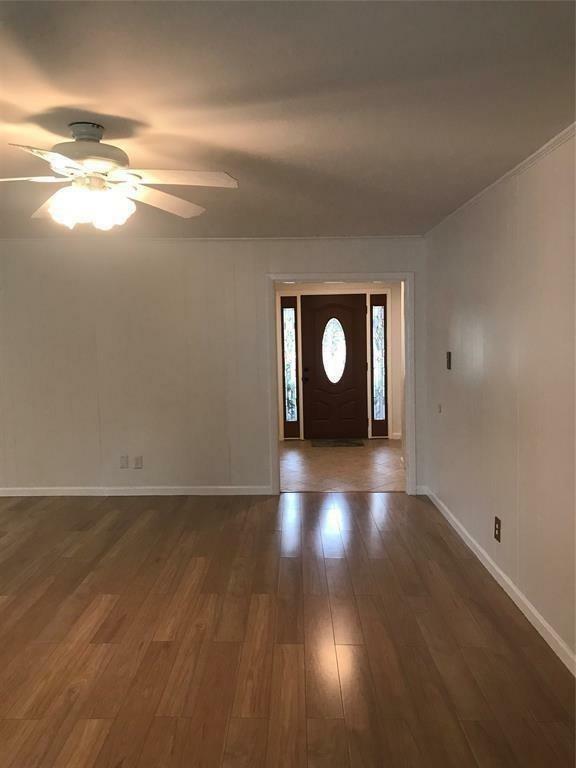 Property Photo: 9014 Ilona Lane TX 77025