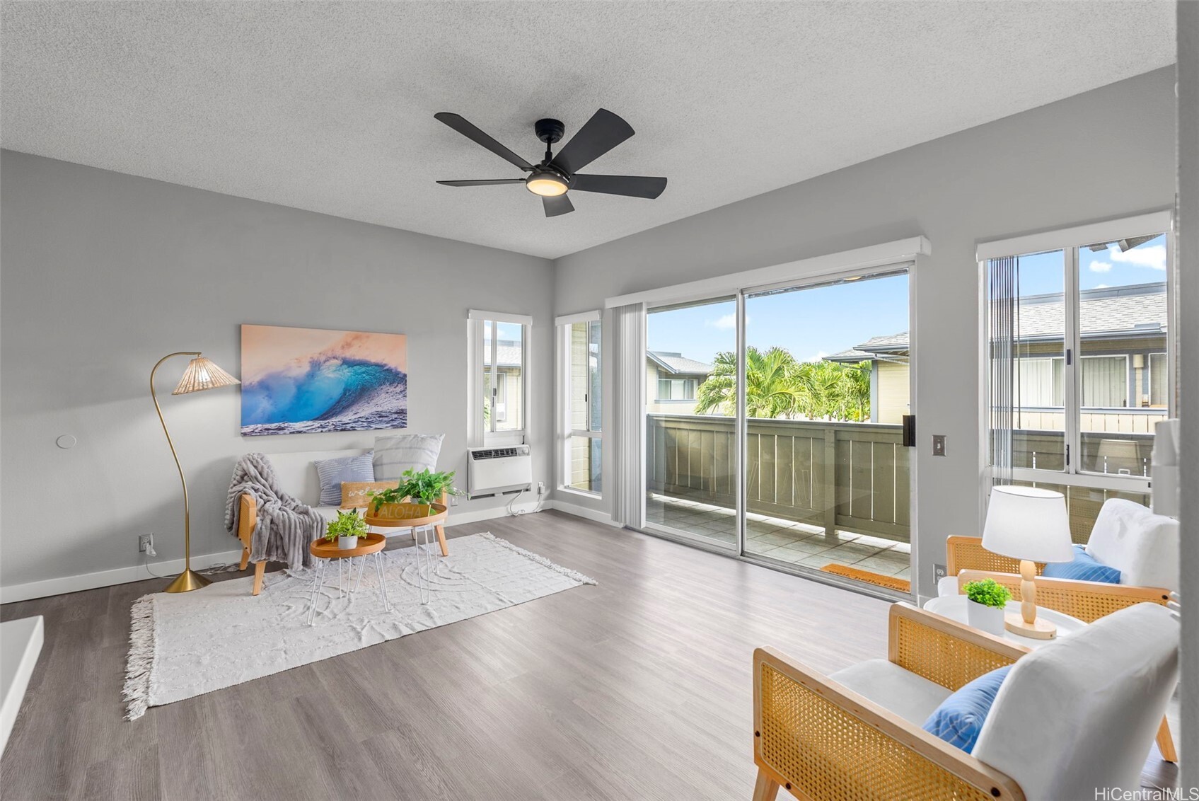 Property Photo: 91-293 Hanapouli Circle 3I HI 96706