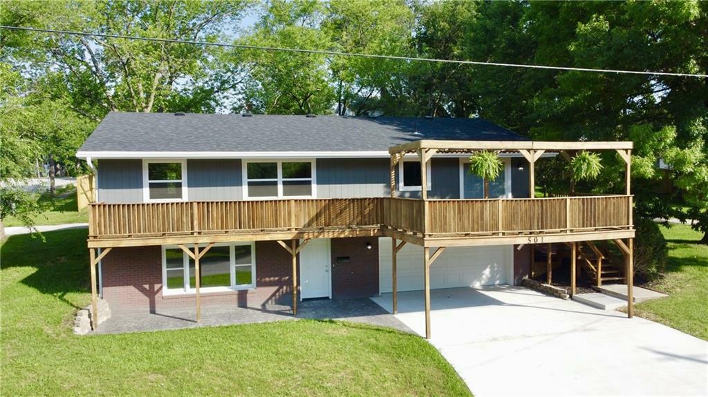 Property Photo:  501 Washington Street  MO 64683 