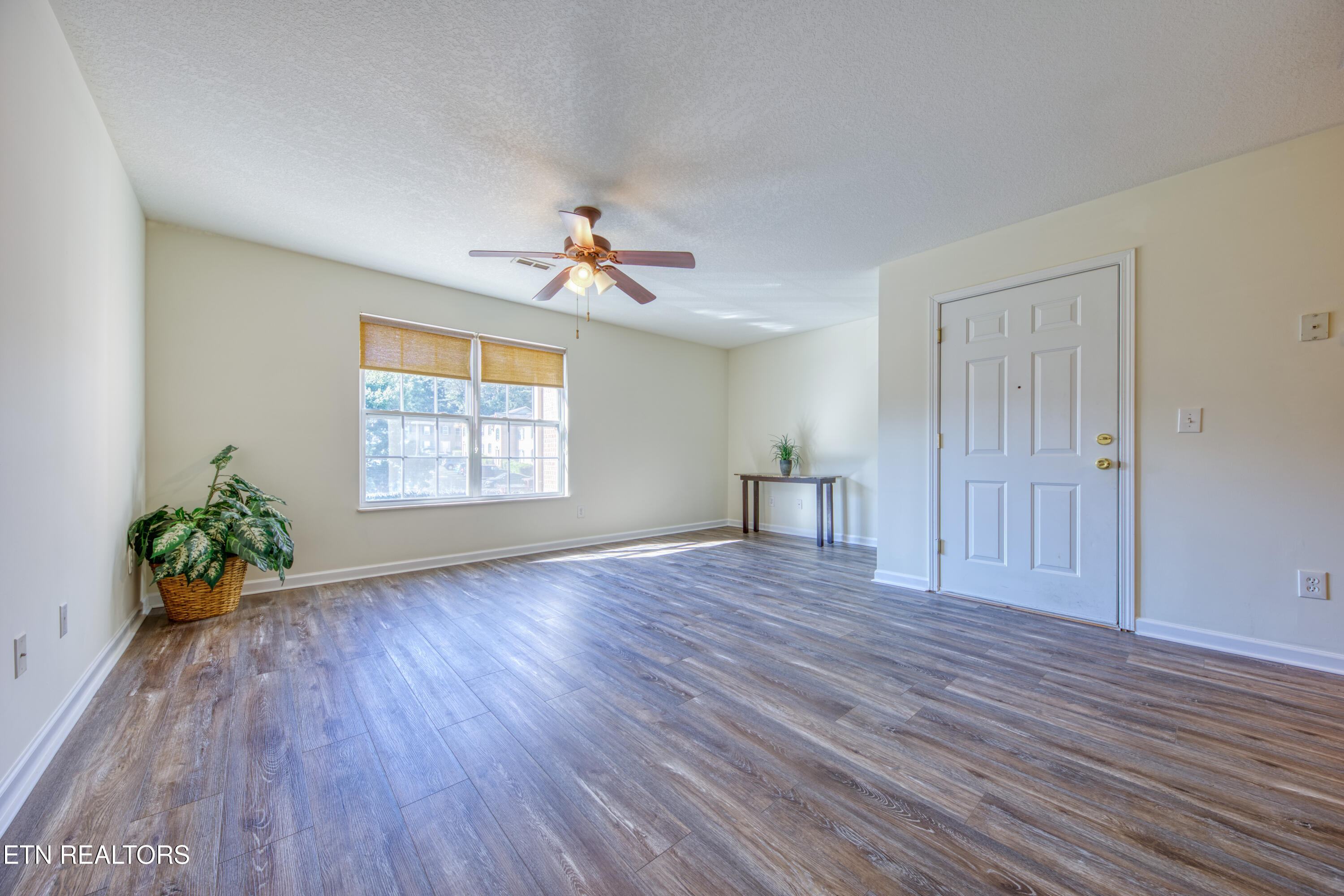 Property Photo: 1709 Maple View Way 4A TN 37918