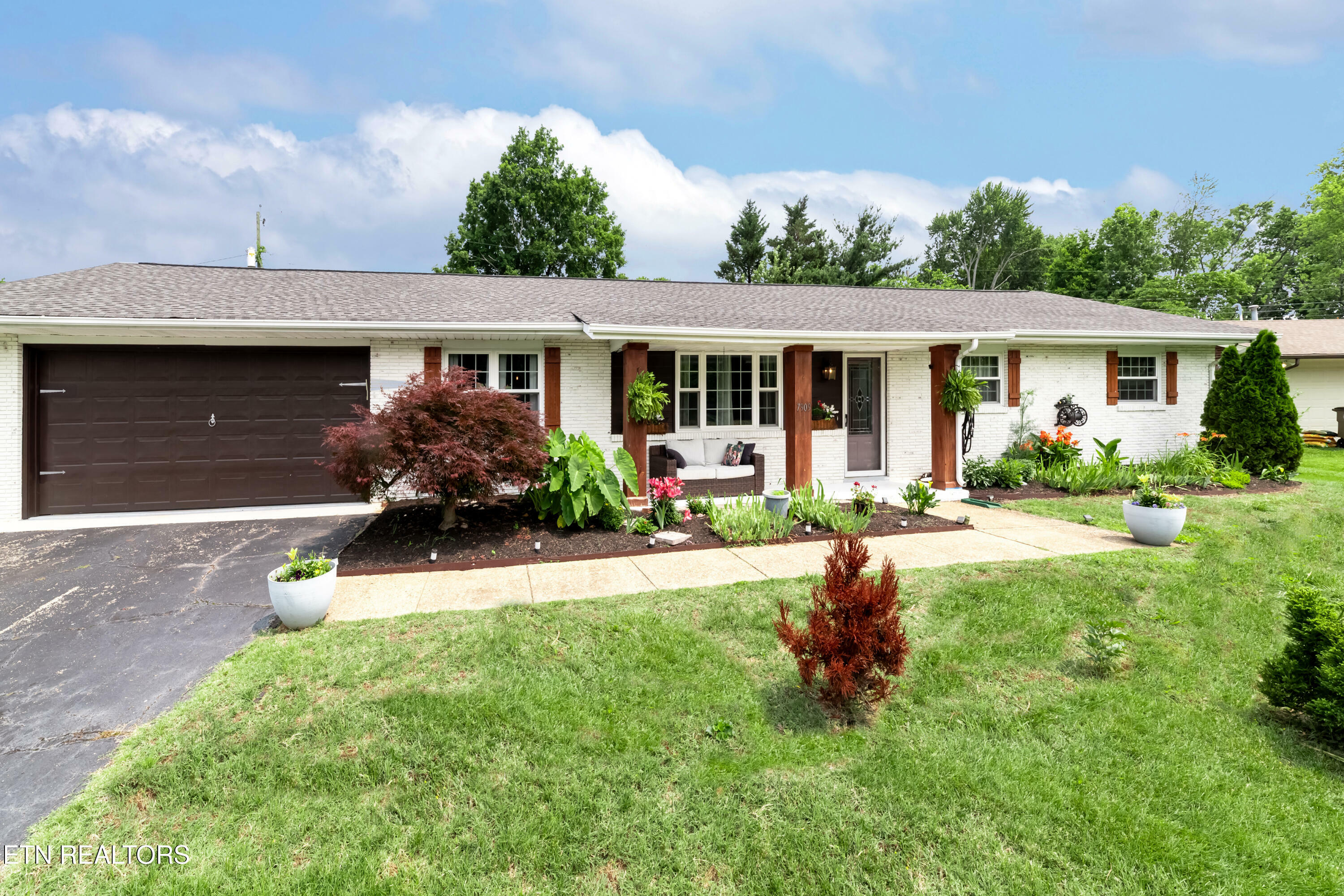 Property Photo:  7909 Livingston Drive  TN 37919 