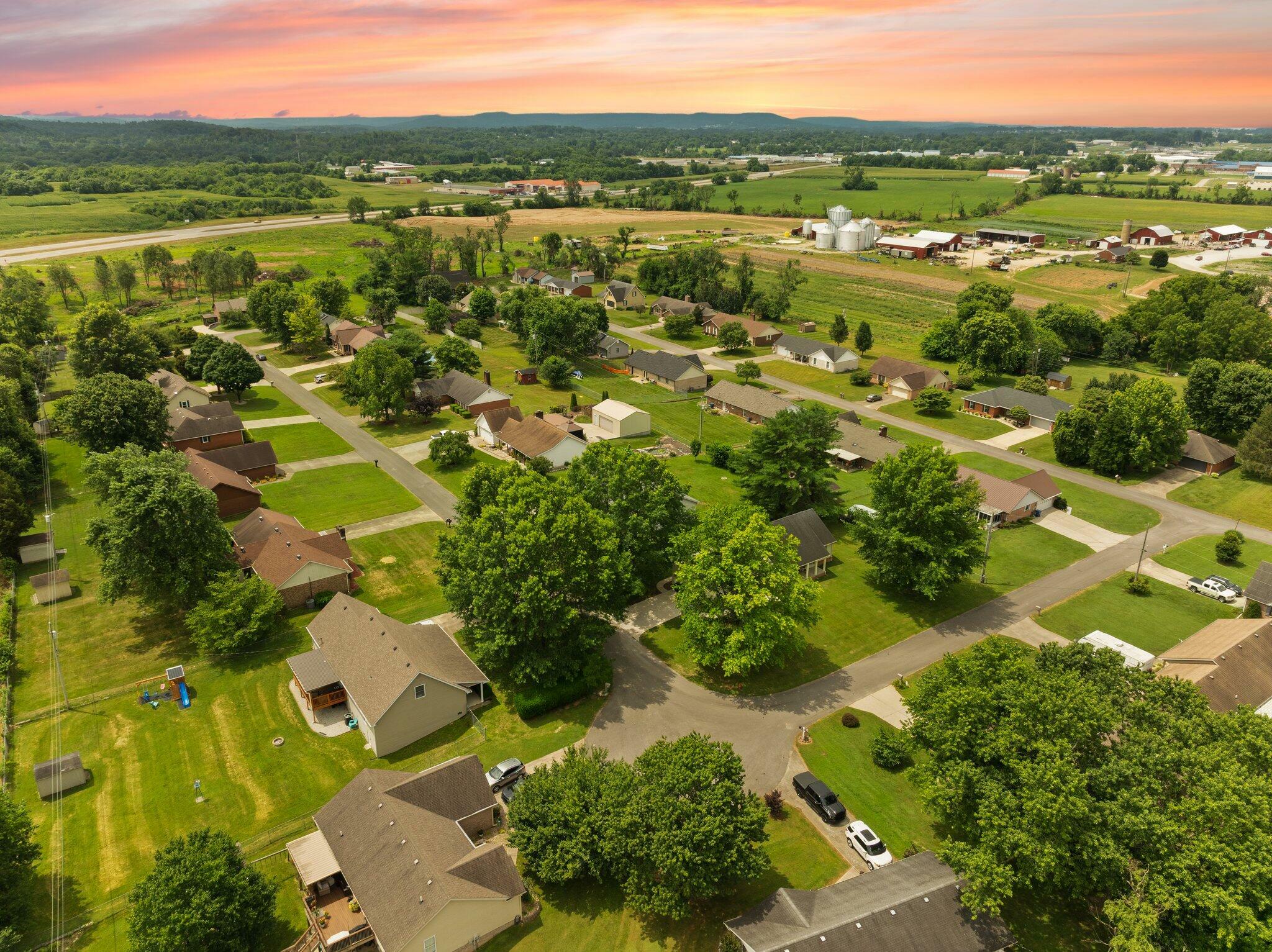 Property Photo: 1113 Fawn Run KY 42501