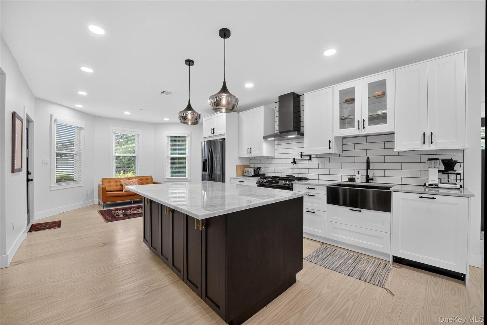 Property Photo:  39 Frost Lane  NY 12518 