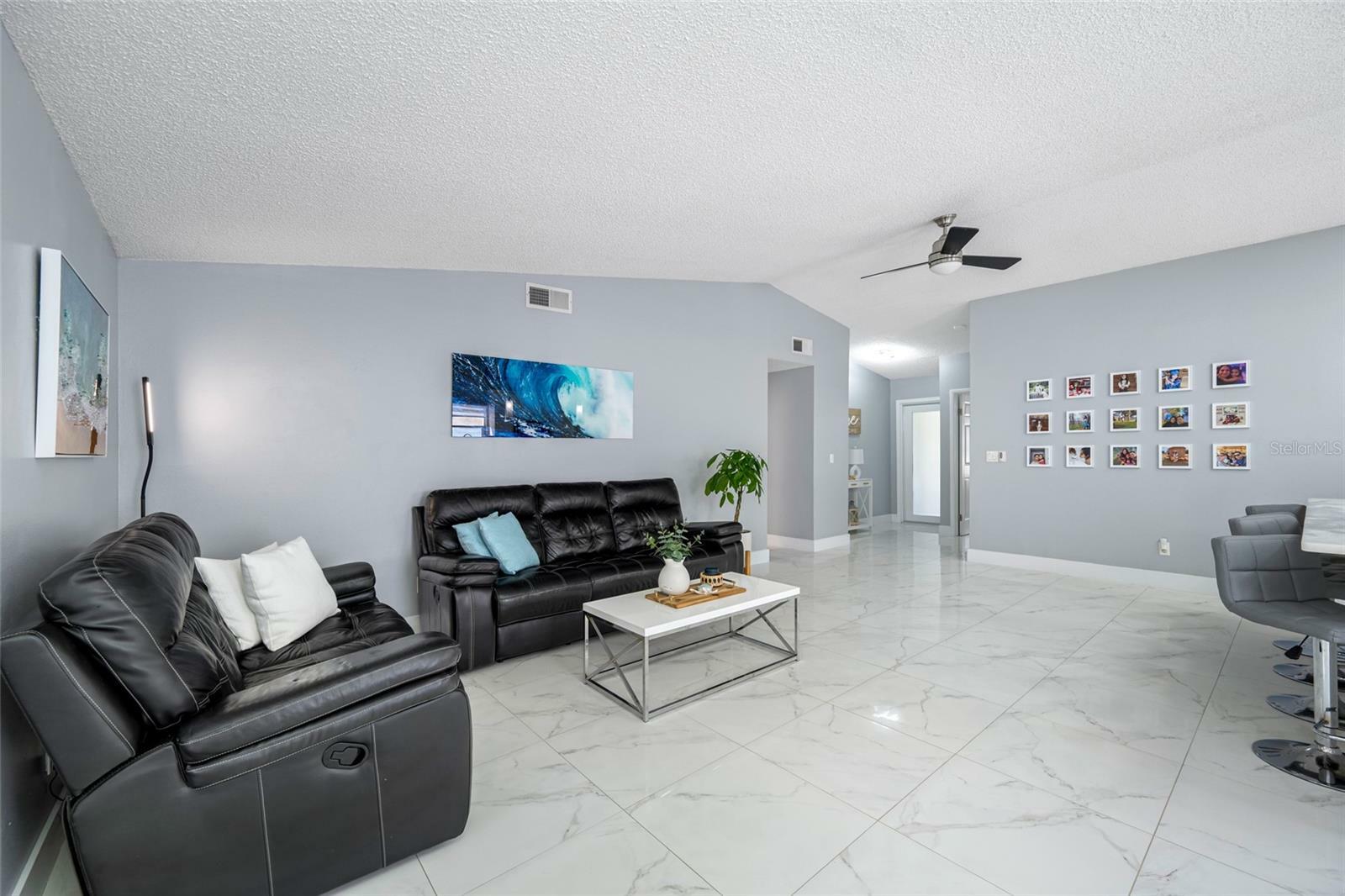 Property Photo:  12351 Cloverstone Drive  FL 33624 