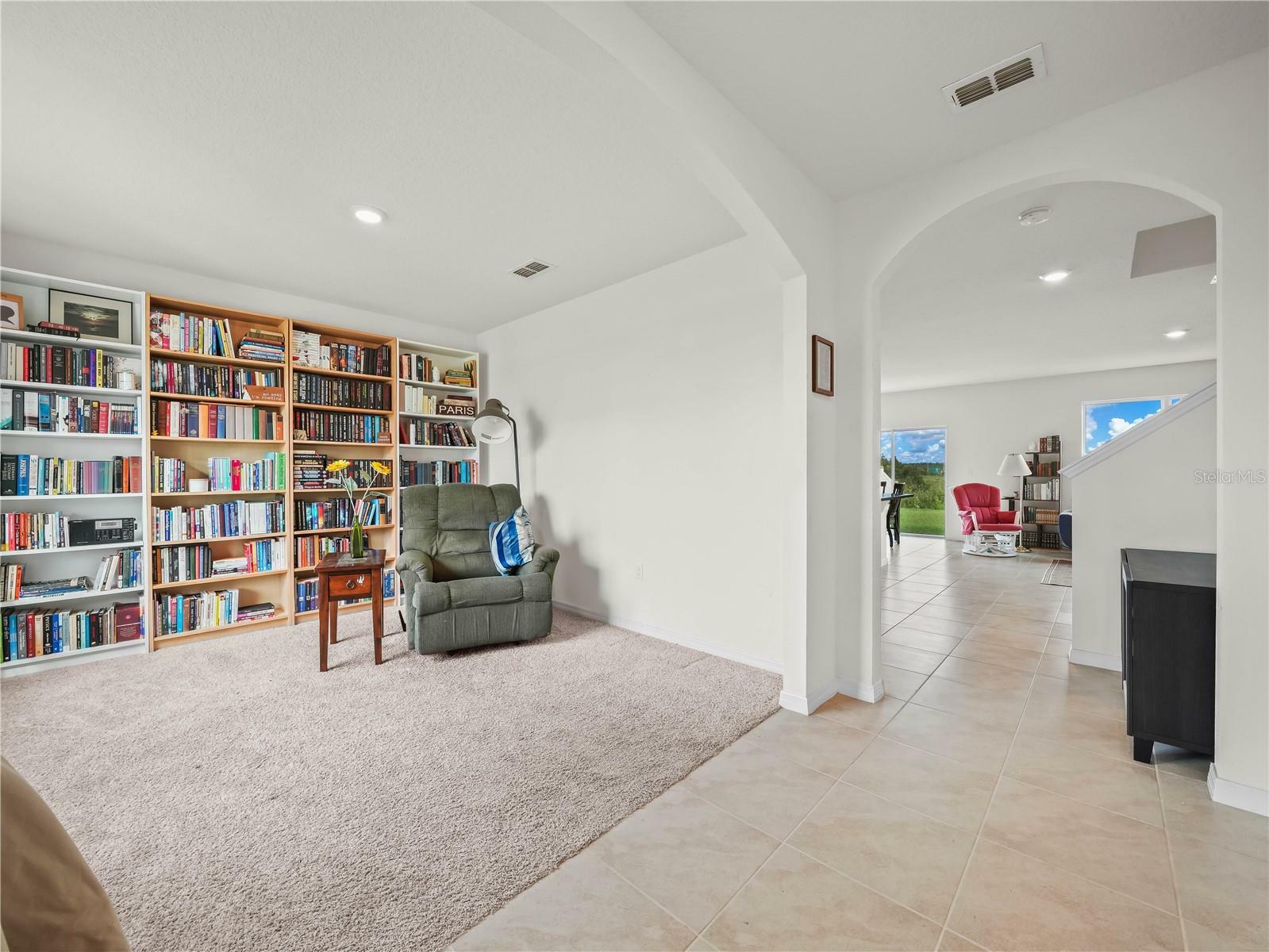 Property Photo: 2811 Grandbury Grove FL 33811