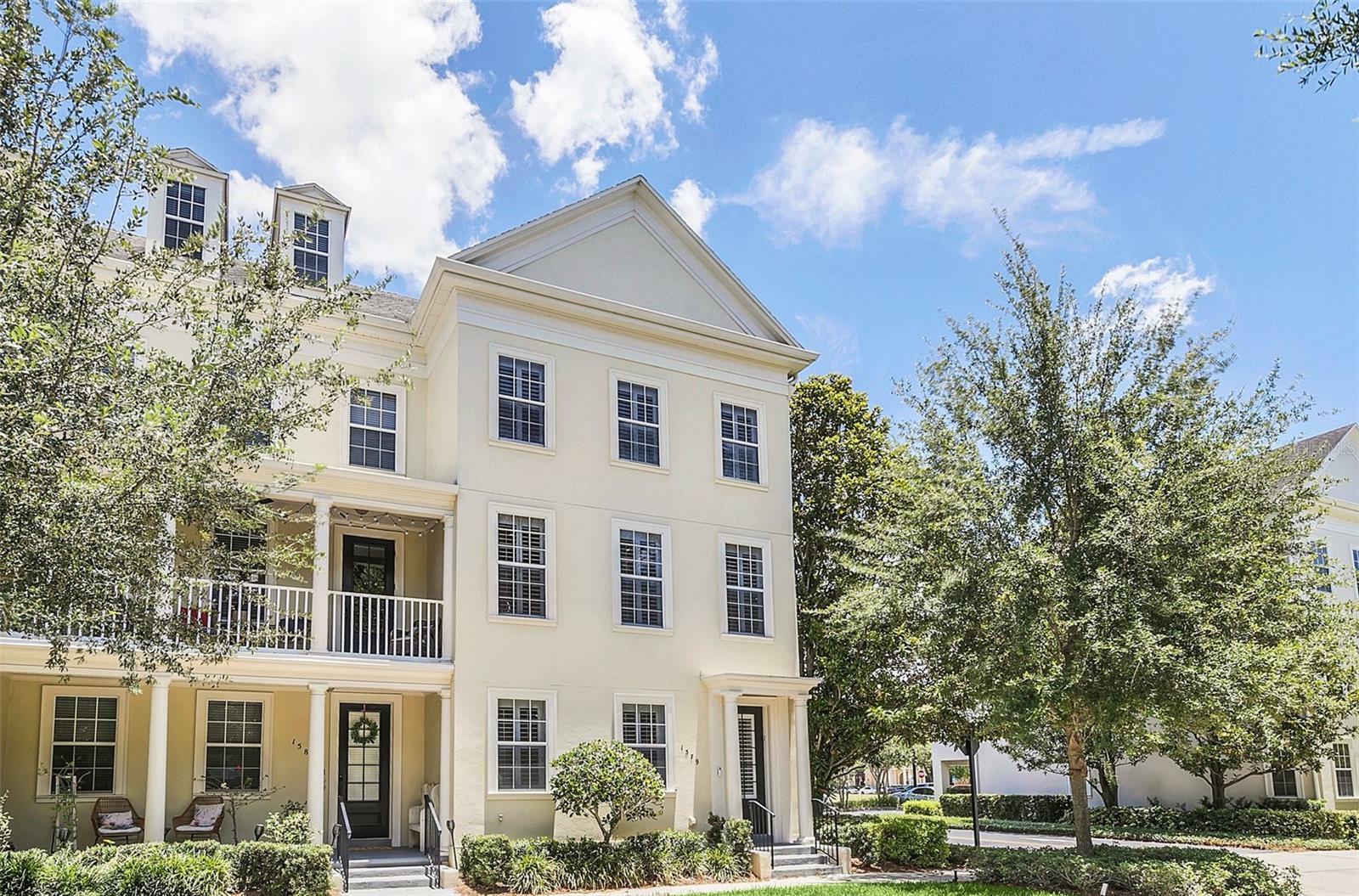 Property Photo: 1579 Chatfield Place FL 32814