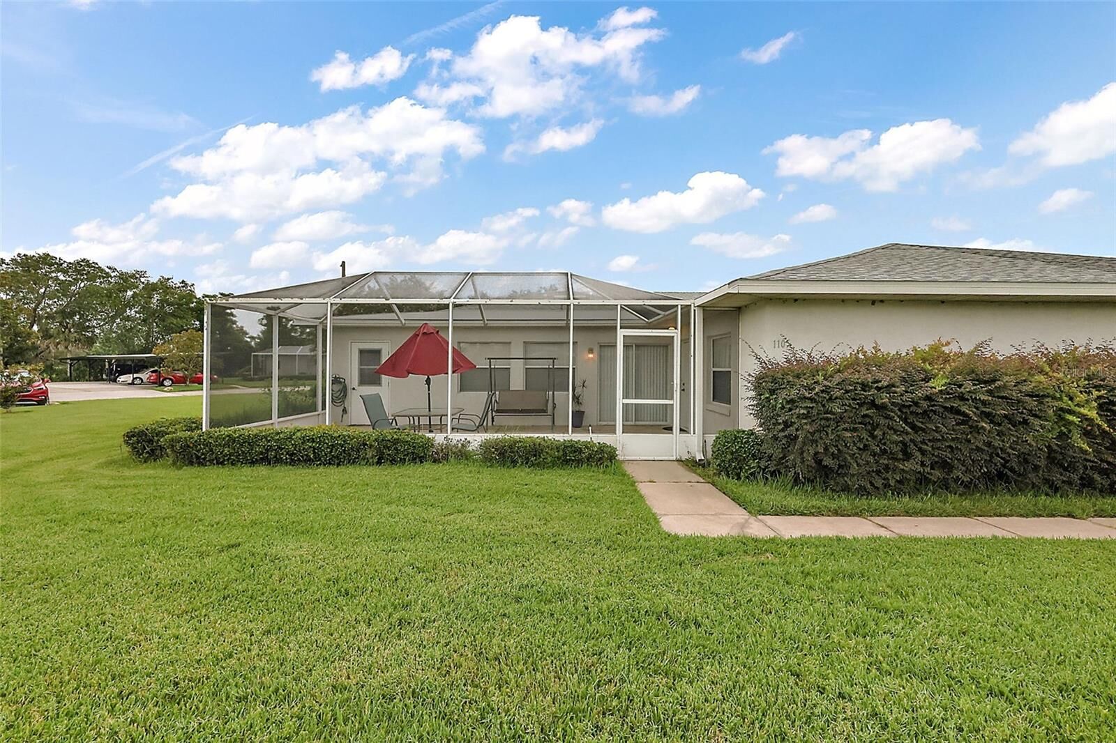 Property Photo:  1105 Apple Terrace  FL 34748 