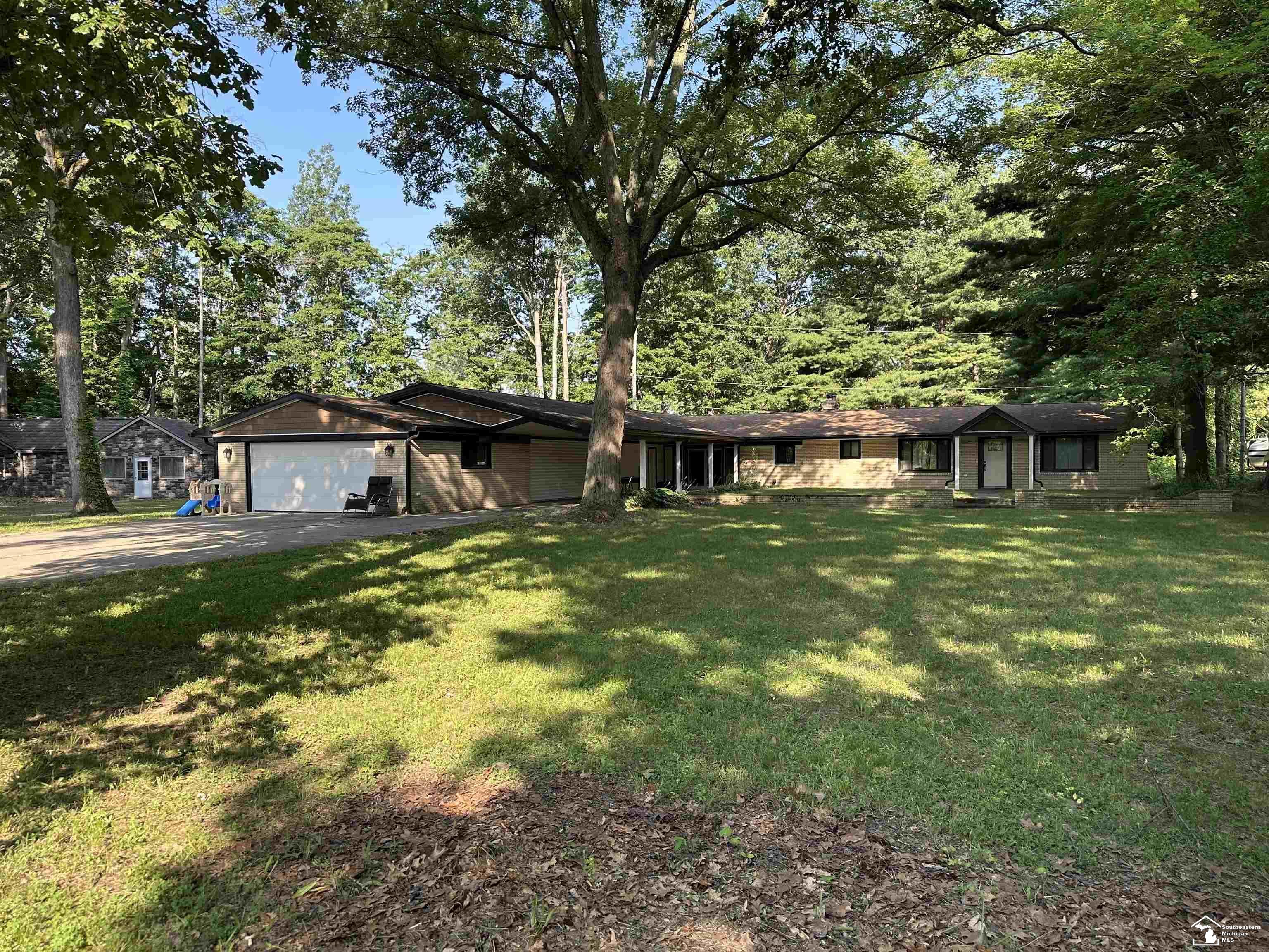 10931 Telegraph Road  Erie MI 48133 photo