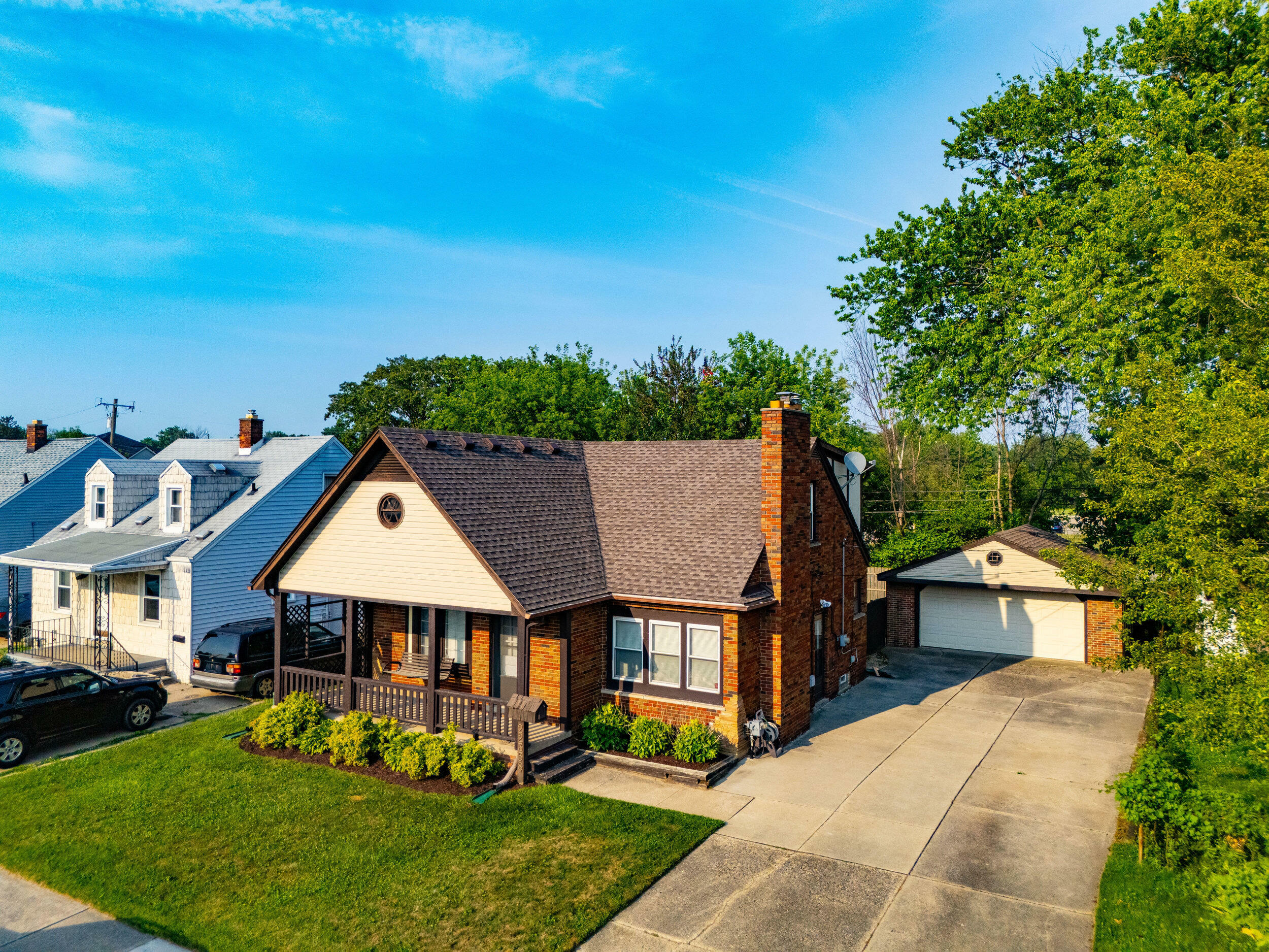 Property Photo: 22358 Firwood Avenue MI 48021