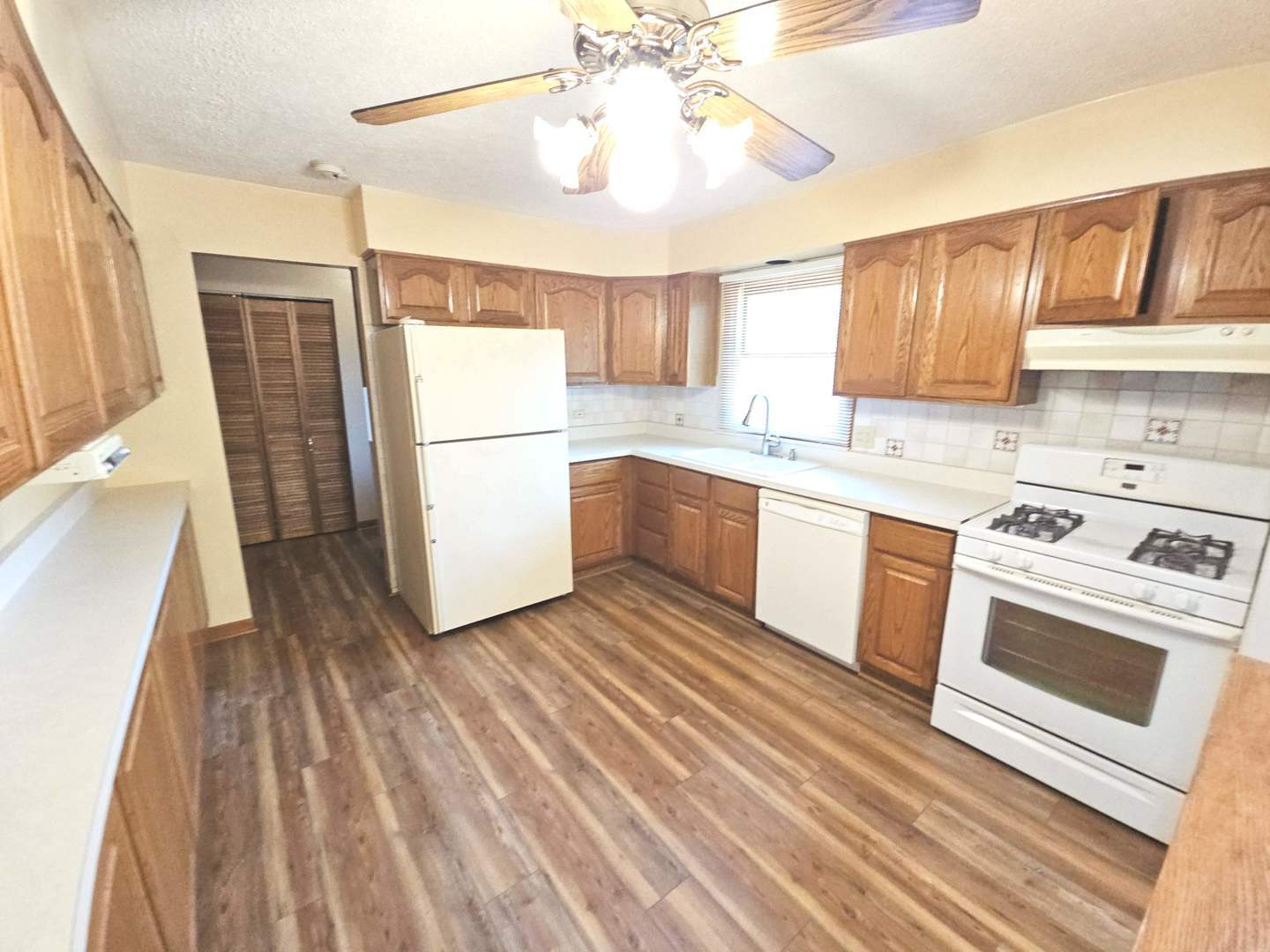 Property Photo: 75 Bode Road IL 60169