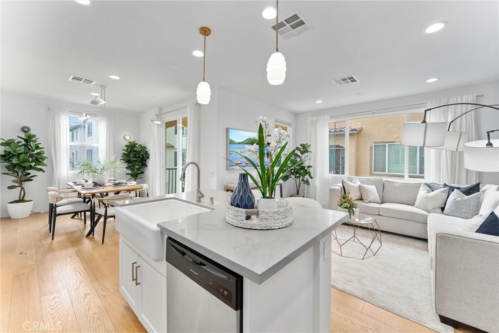 Property Photo: 10553 Acorn Place CA 90720