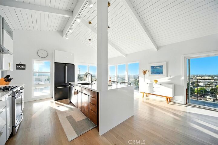 Property Photo: 4309 Mesa Street CA 90505