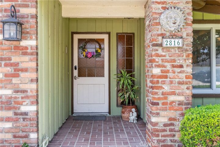 Property Photo:  2816 E Alden Place  CA 92806 